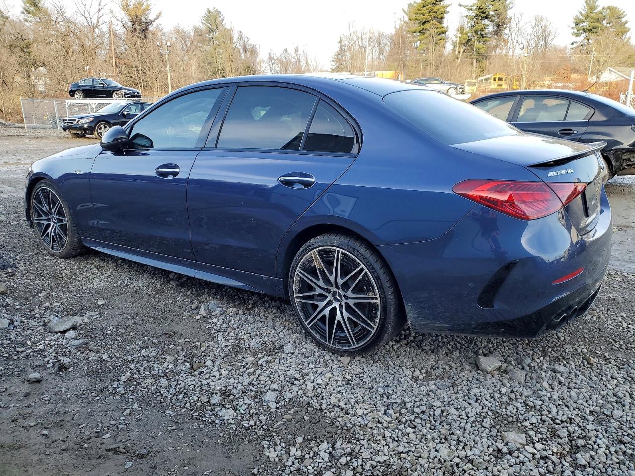 2025 MERCEDES-BENZ C 43 AMG photo 4