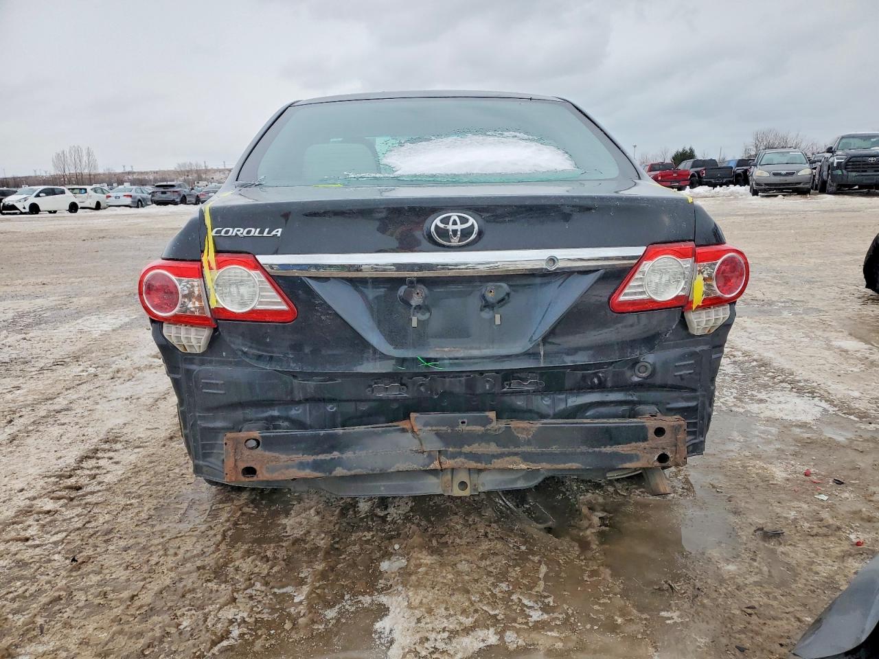 2013 TOYOTA COROLLA BASE photo 6