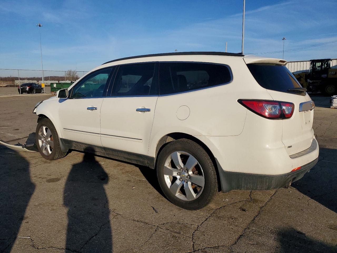 2014 CHEVROLET TRAVERSE LTZ photo 2