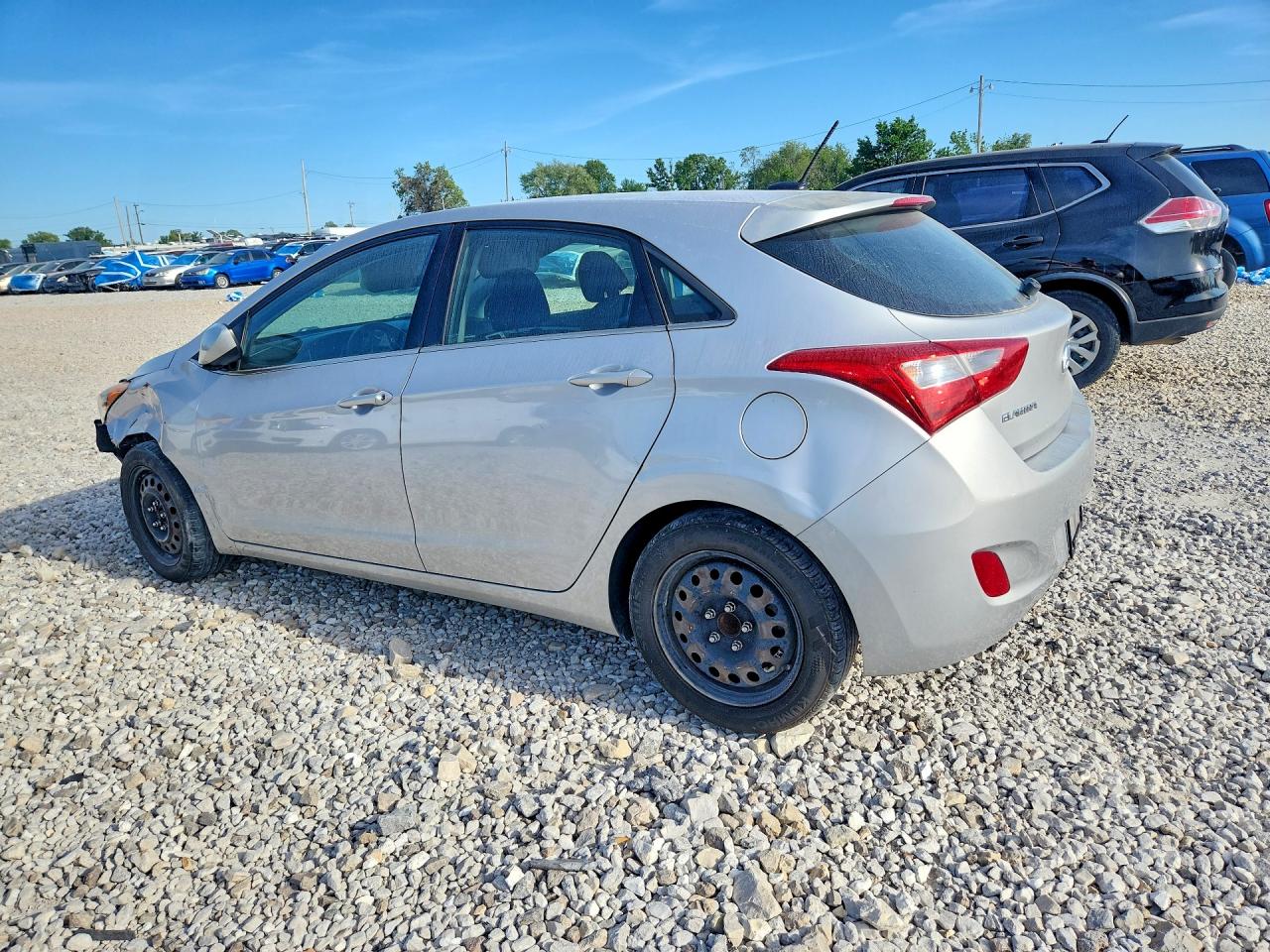 2016 HYUNDAI ELANTRA GT BASE photo 4
