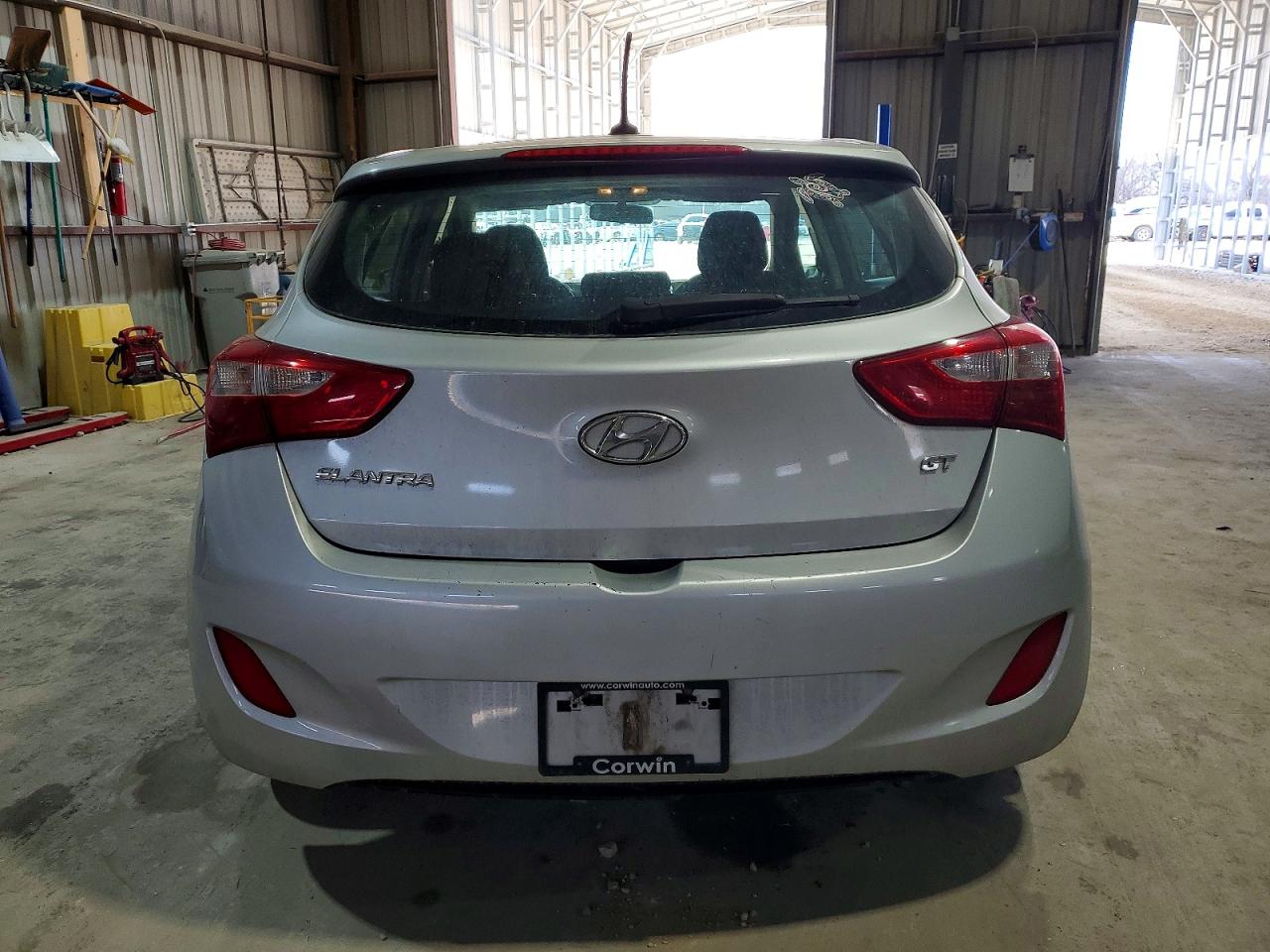 2016 HYUNDAI ELANTRA GT BASE photo 11