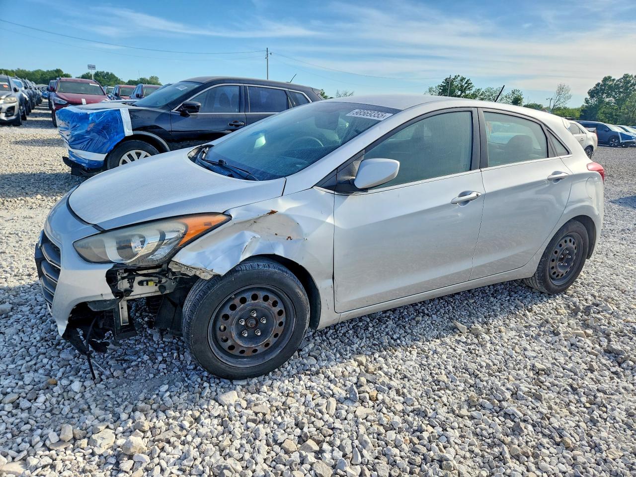 2016 HYUNDAI ELANTRA GT BASE photo 2