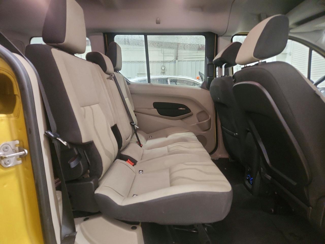 2015 FORD TRANSIT CONNECT XLT photo 11