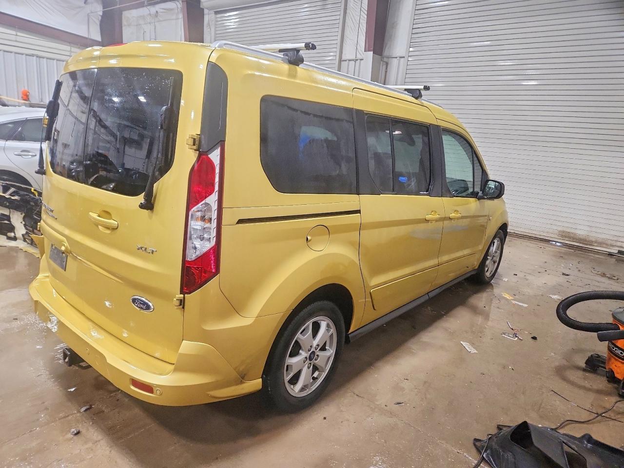 2015 FORD TRANSIT CONNECT XLT photo 3