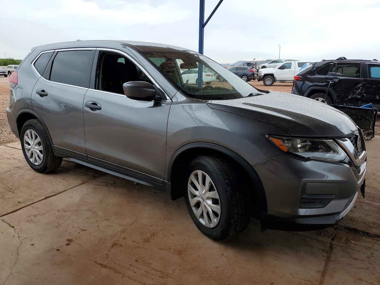 2020 NISSAN ROGUE S photo 4