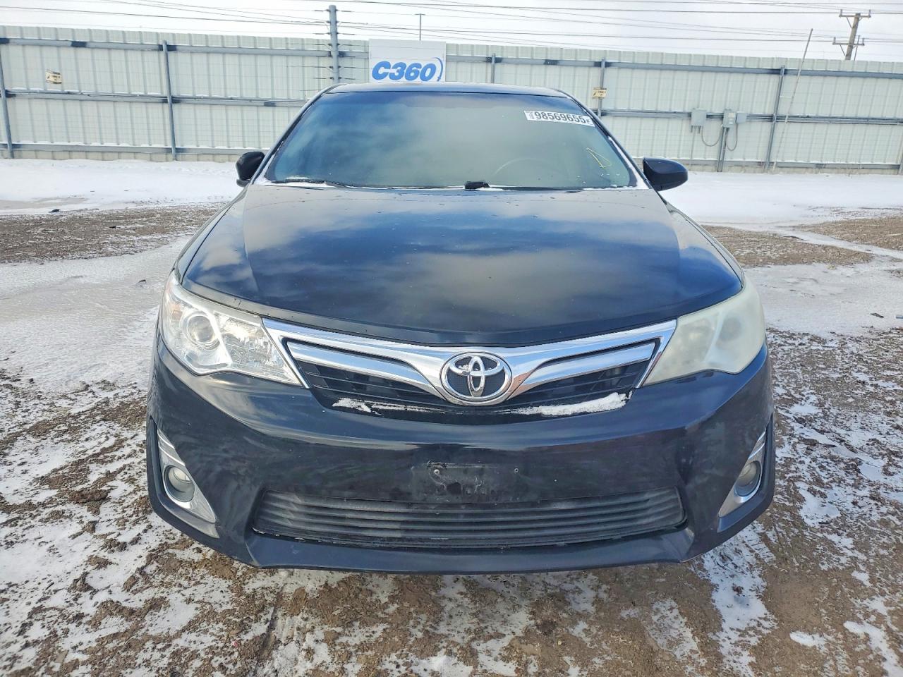 2012 TOYOTA CAMRY SE photo 9