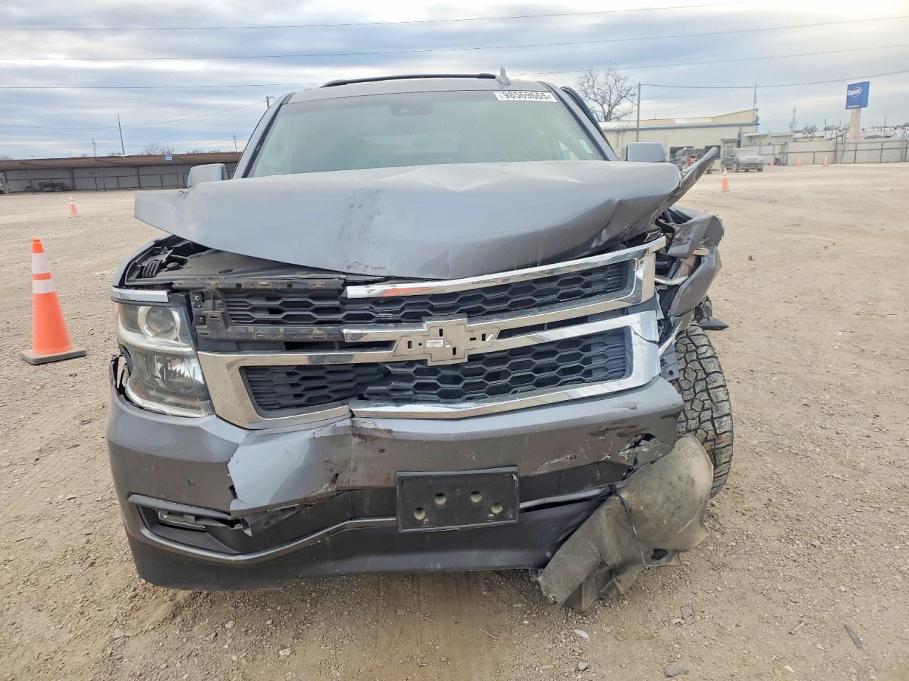 2018 CHEVROLET SUBURBAN C1500 LT photo 17