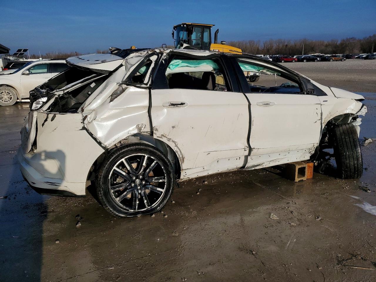 2024 FORD EDGE SEL photo 3
