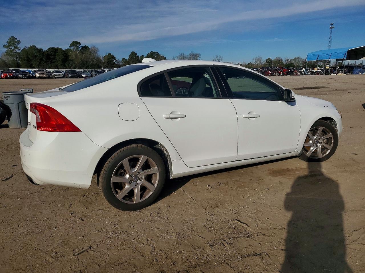 2014 VOLVO S60 T5 photo 3