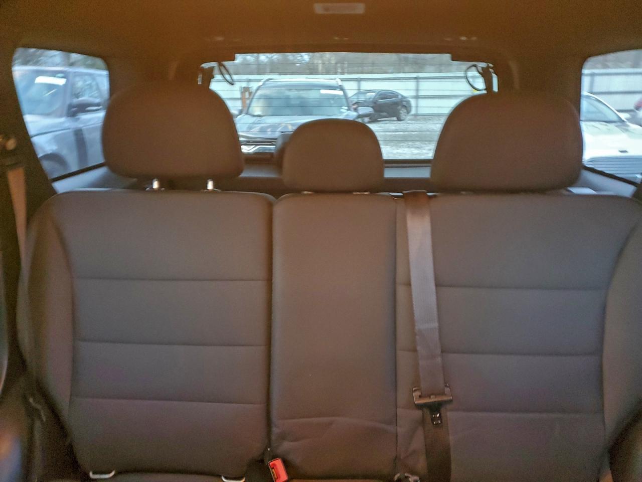 2012 FORD ESCAPE XLT photo 28
