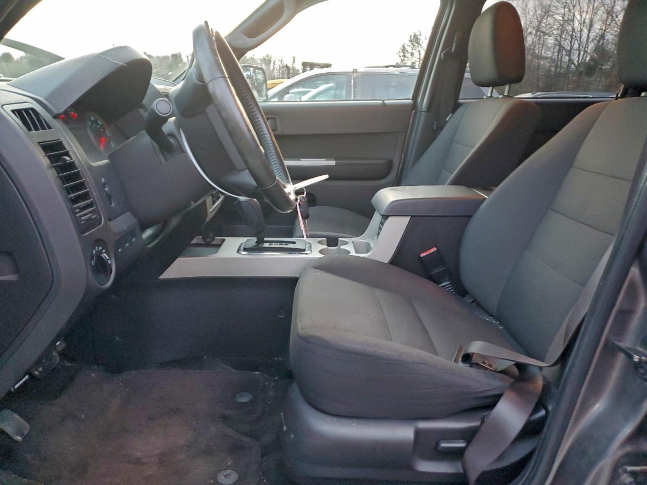 2012 FORD ESCAPE XLT photo 19