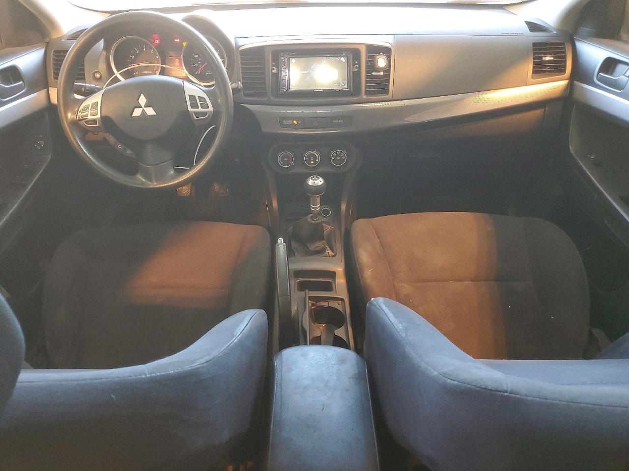 2011 MITSUBISHI LANCER ES/ES SPORT photo 8