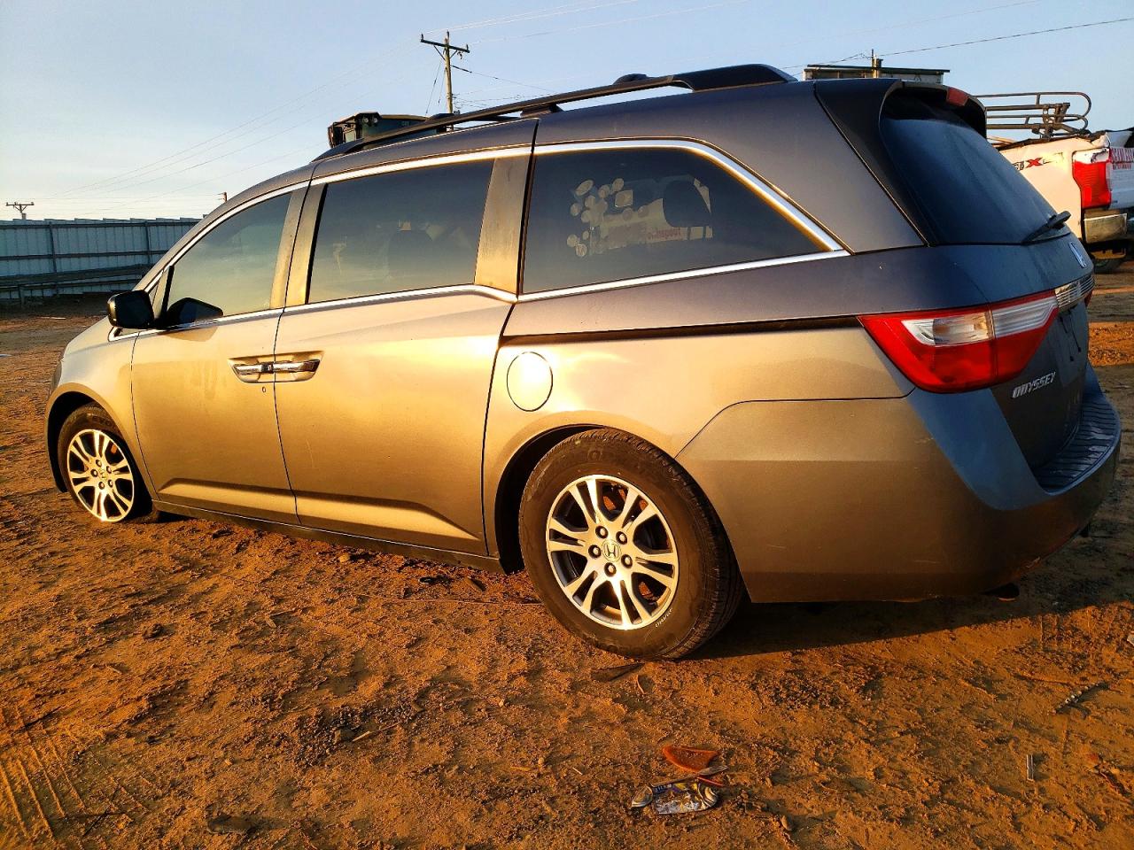 2012 HONDA ODYSSEY EXL photo 4