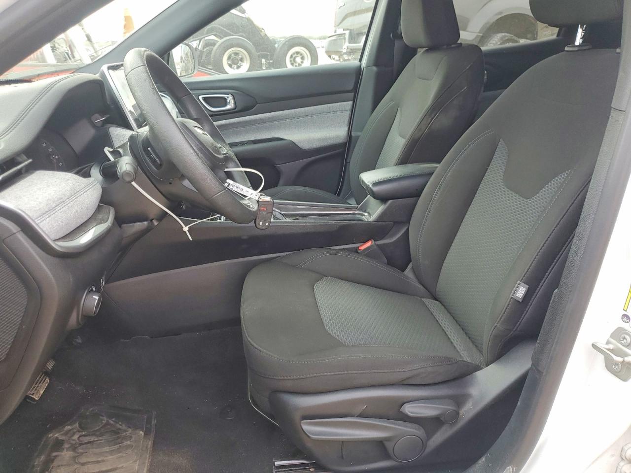 2025 JEEP COMPASS SPORT photo 7