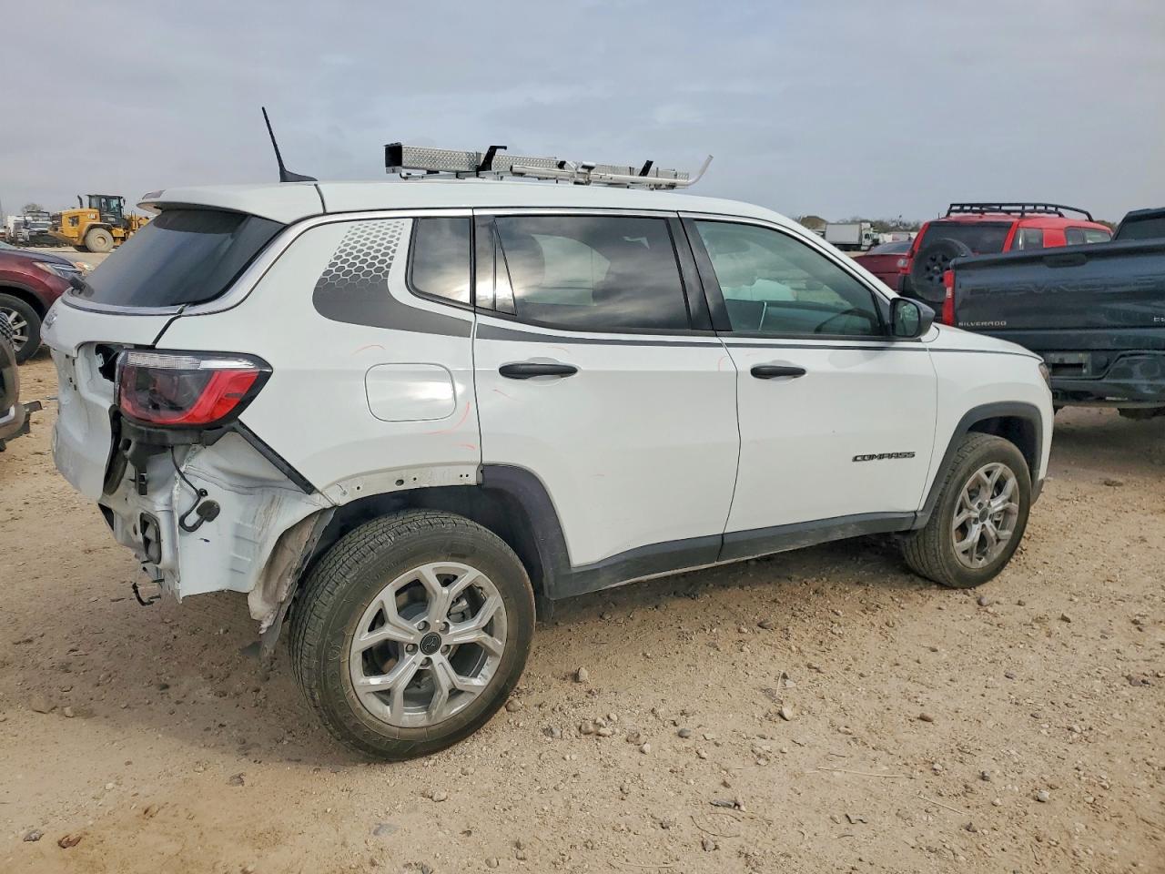 2025 JEEP COMPASS SPORT photo 3