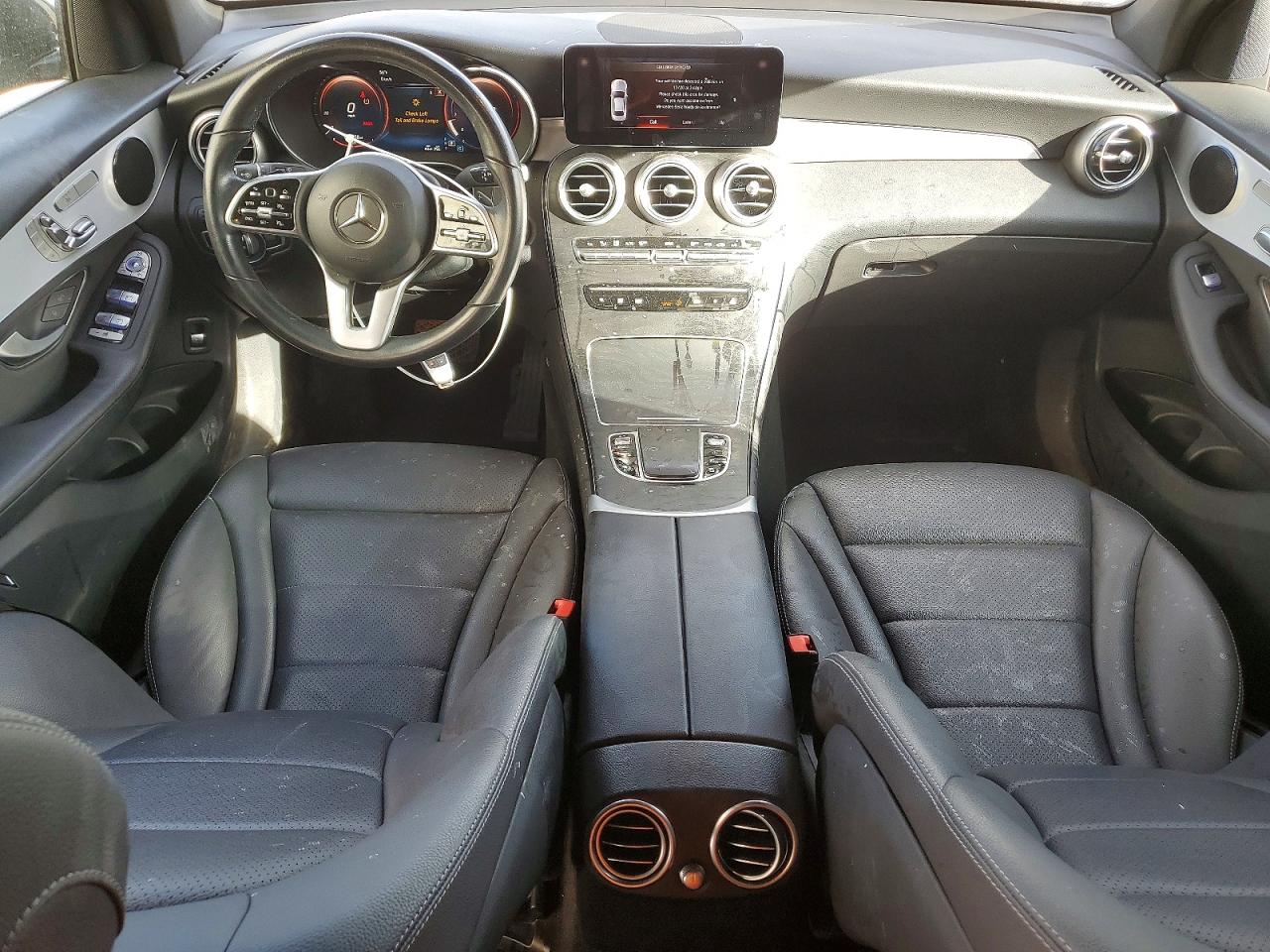2022 MERCEDES-BENZ GLC 300 photo 8