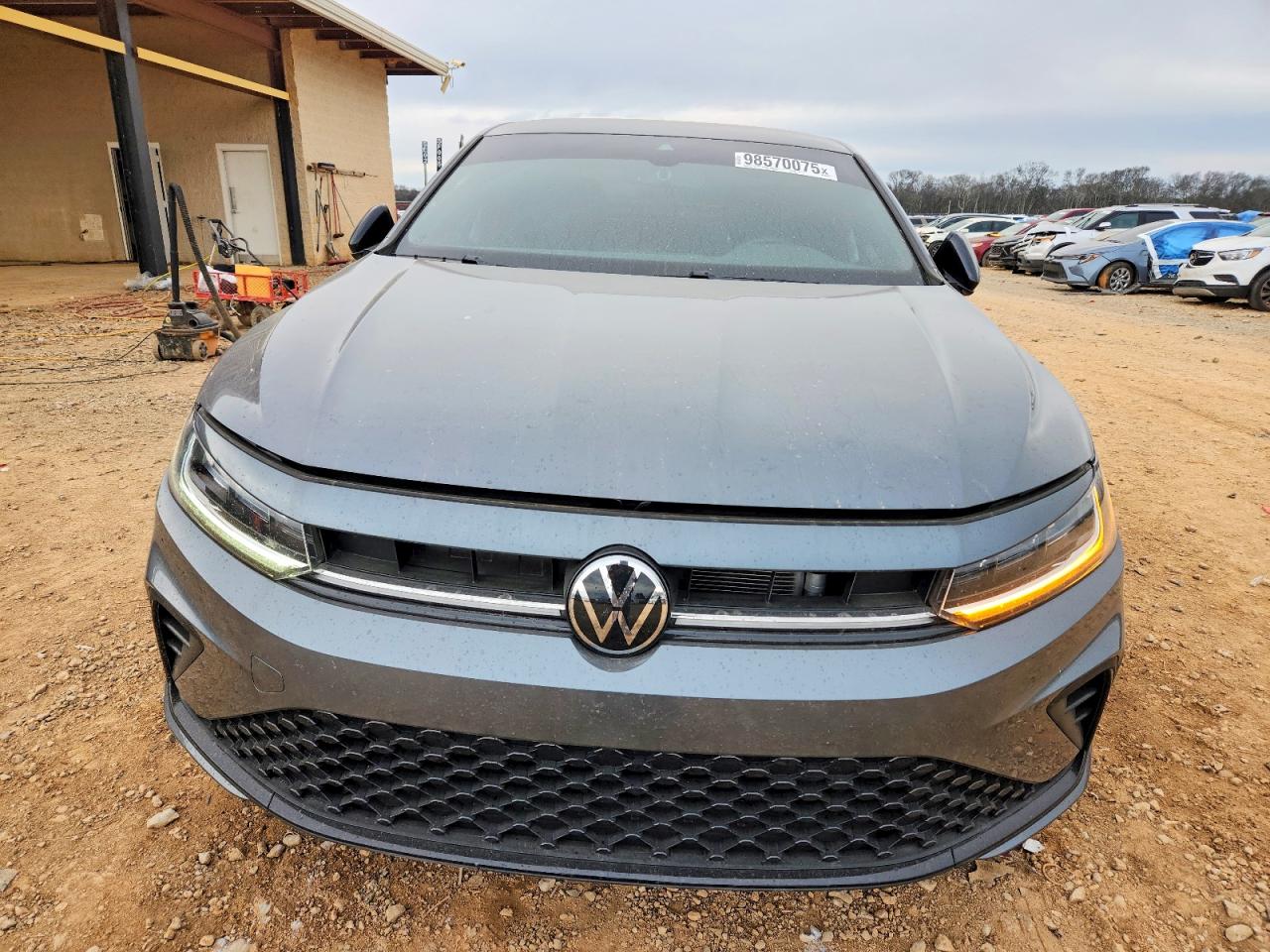 2025 VOLKSWAGEN JETTA SPORT photo 5