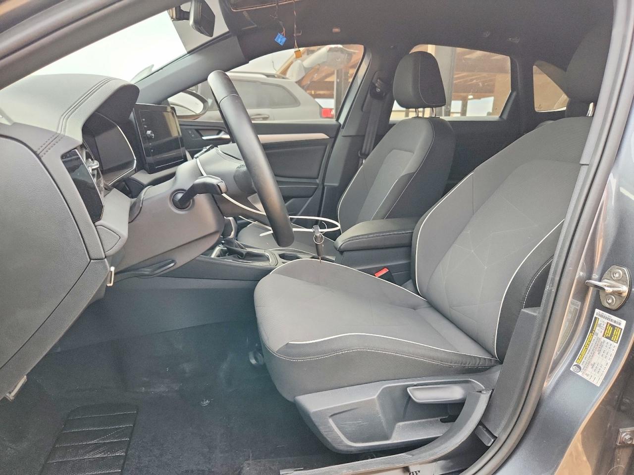 2025 VOLKSWAGEN JETTA SPORT photo 7