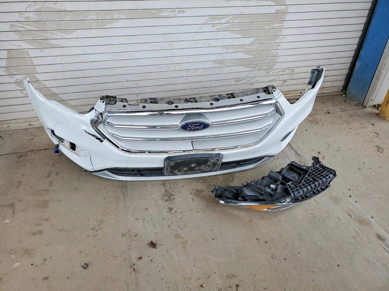 2019 FORD ESCAPE SE photo 25