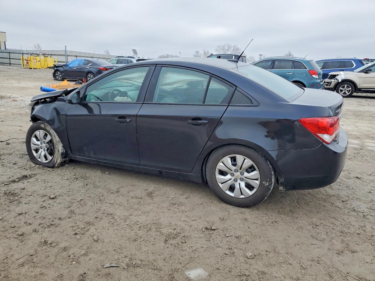 2014 CHEVROLET CRUZE LS photo 3