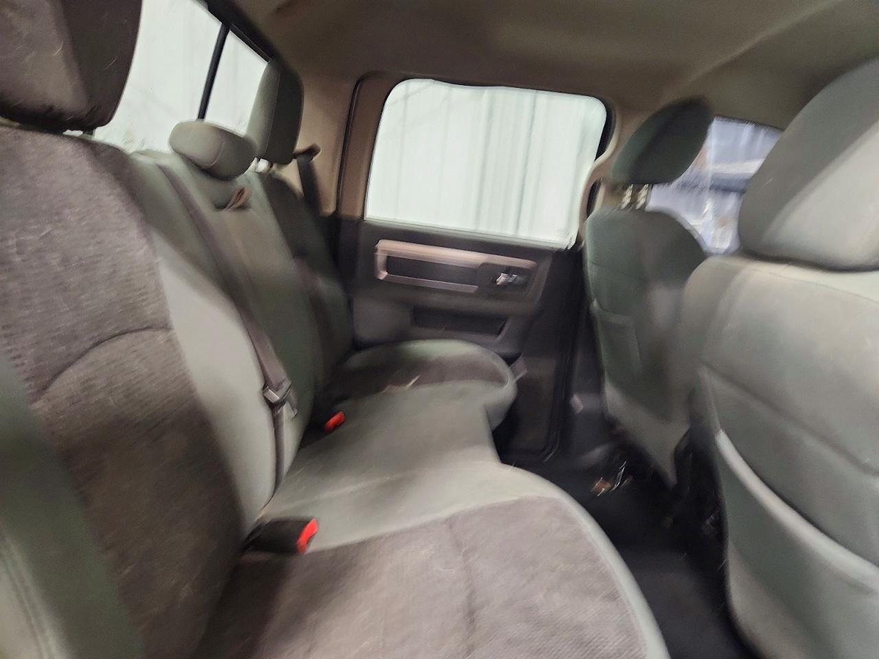 2014 RAM 1500 SLT photo 10
