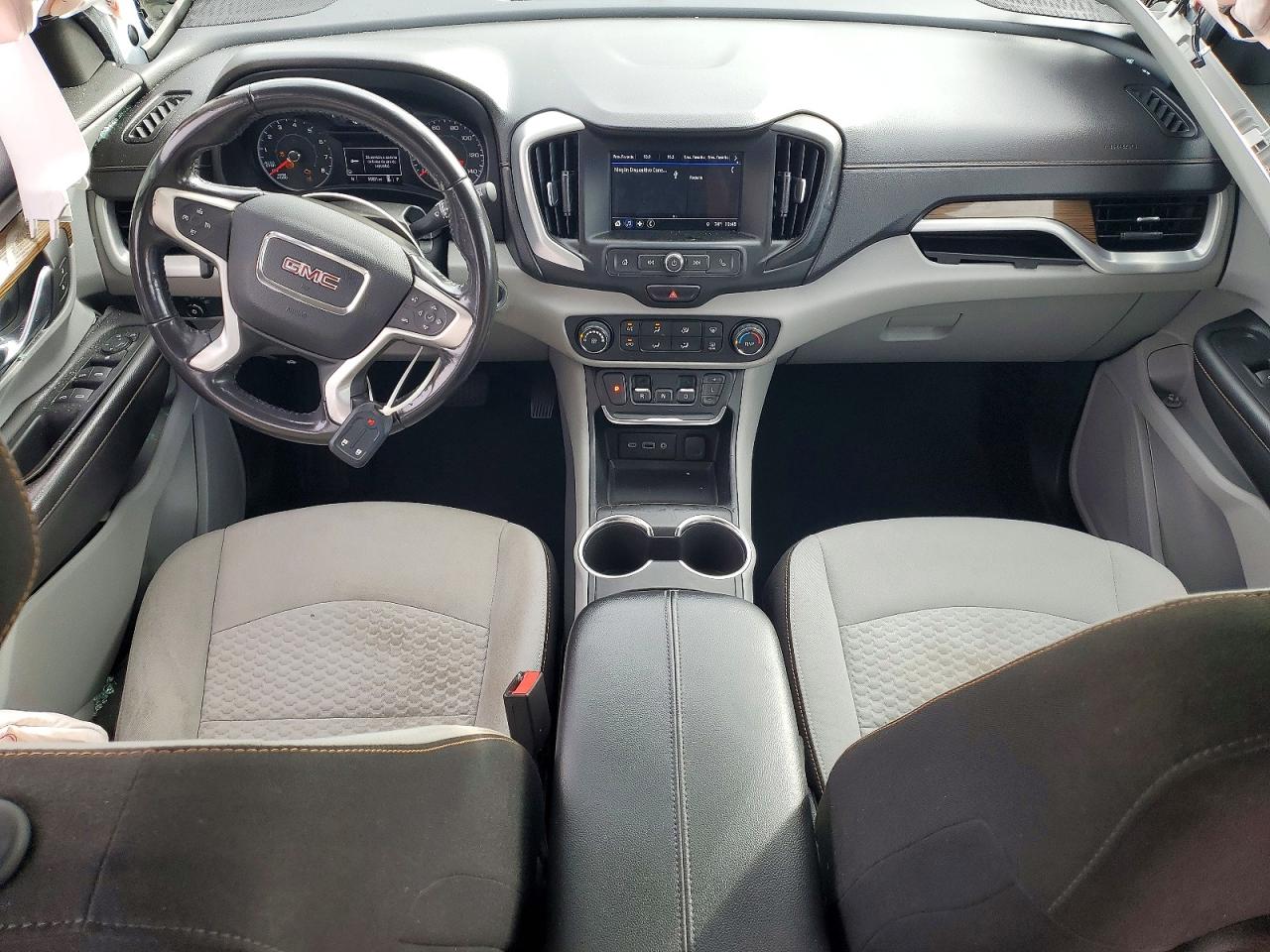 2018 GMC TERRAIN SLE photo 8