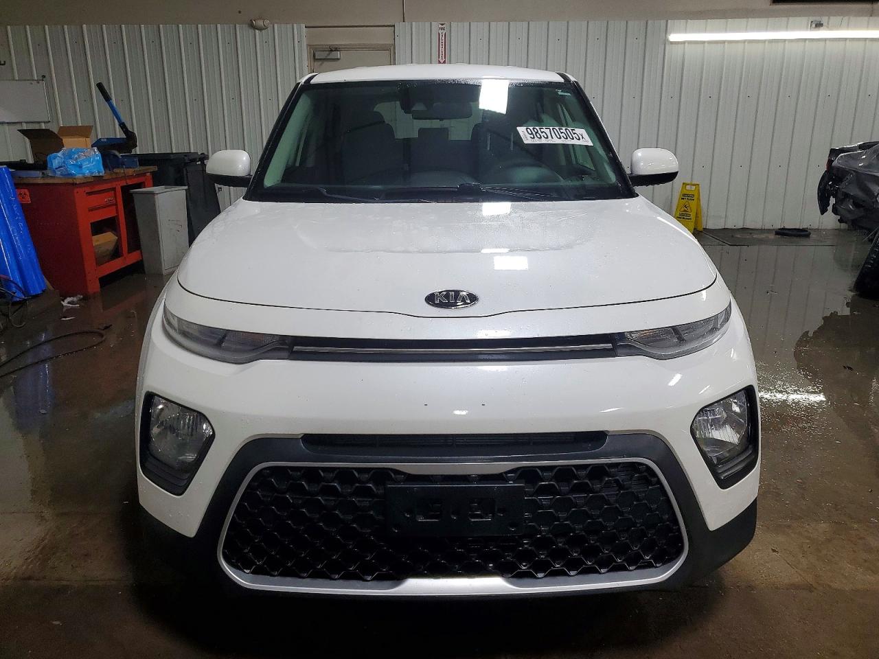 2020 KIA SOUL LX photo 5