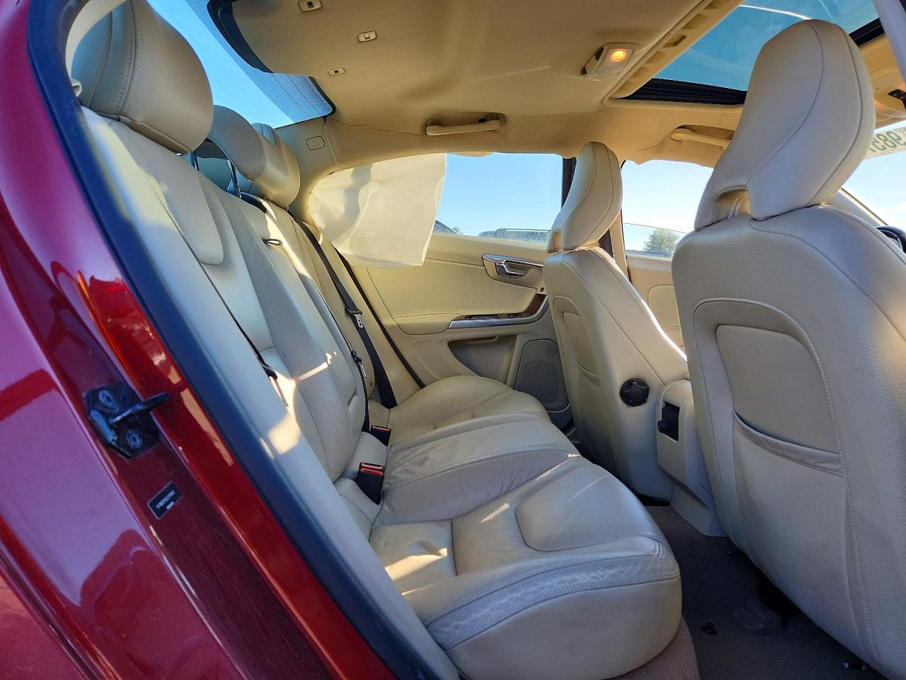 2012 VOLVO S60 T6 photo 10