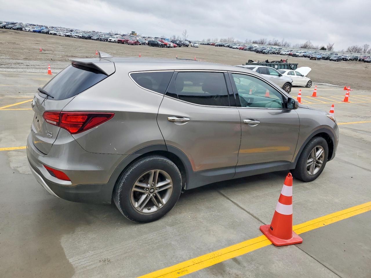 2017 HYUNDAI SANTA FE SPORT photo 3