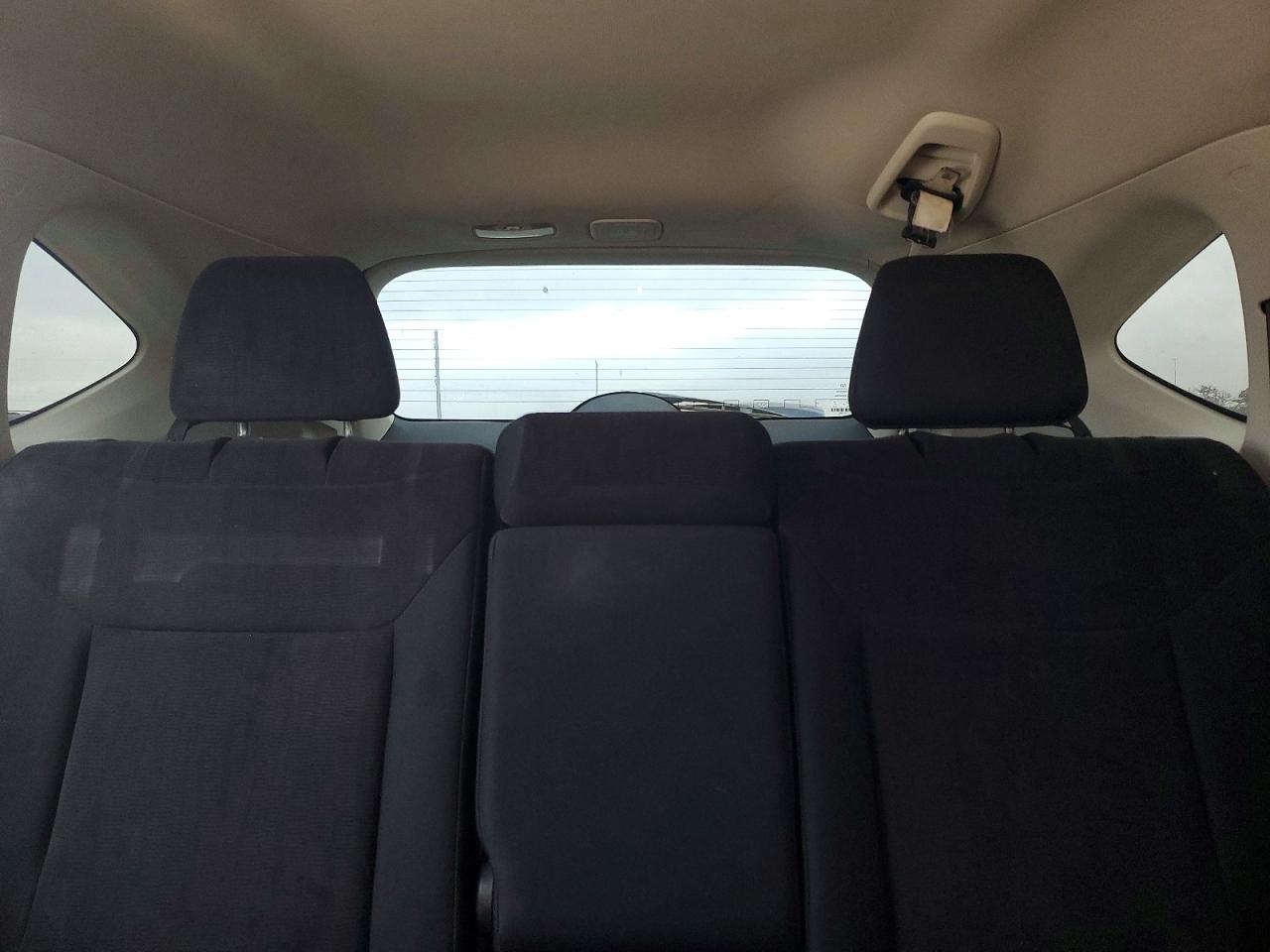 2012 HONDA CR-V LX photo 19