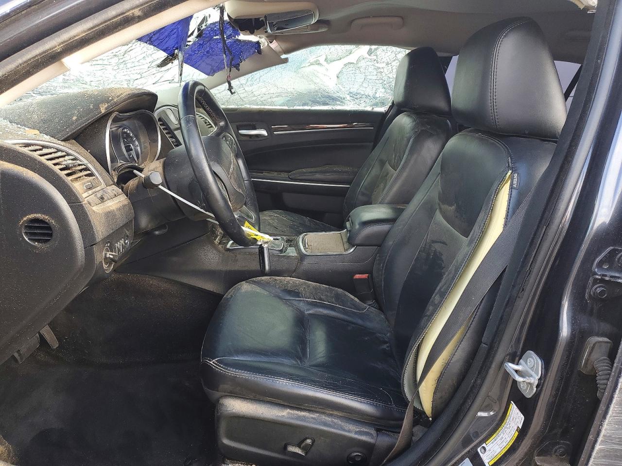 2015 CHRYSLER 300 LIMITED photo 19