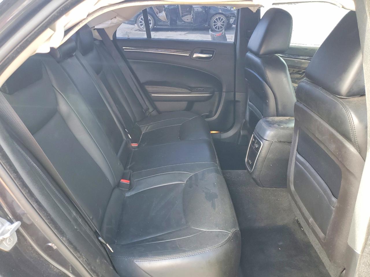 2015 CHRYSLER 300 LIMITED photo 28