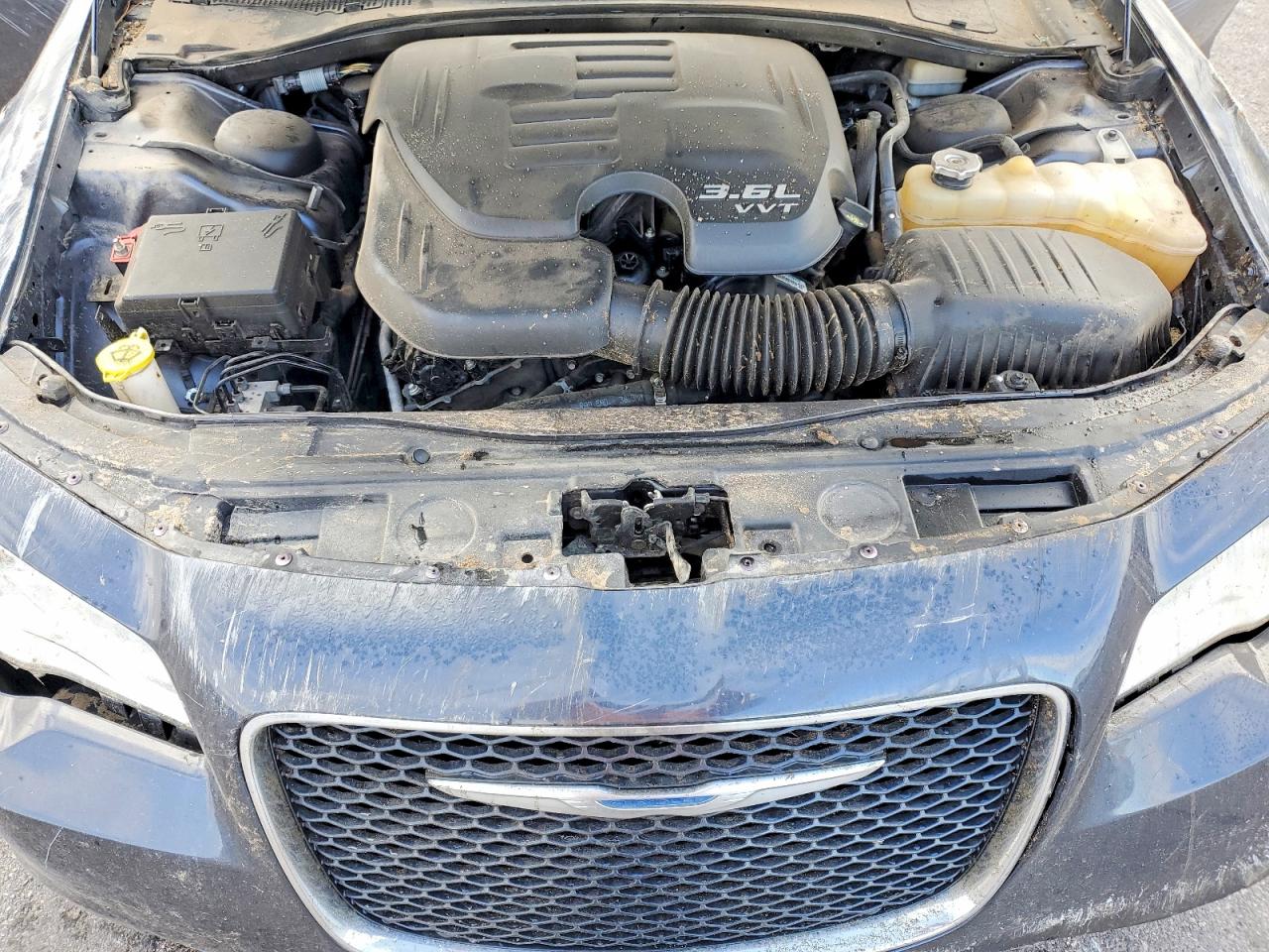 2015 CHRYSLER 300 LIMITED photo 31