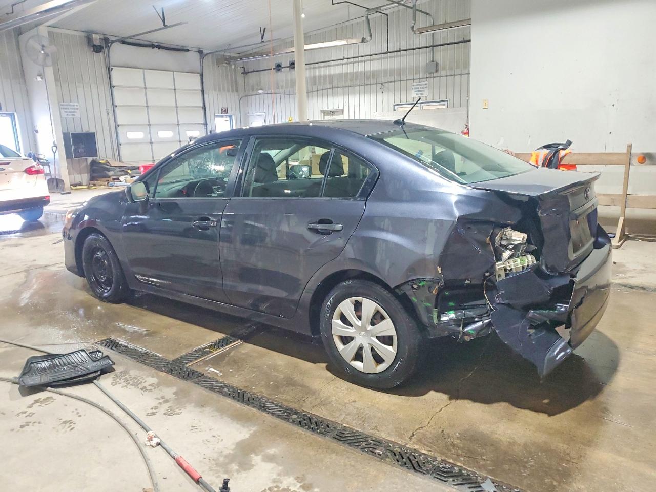2015 SUBARU IMPREZA photo 2