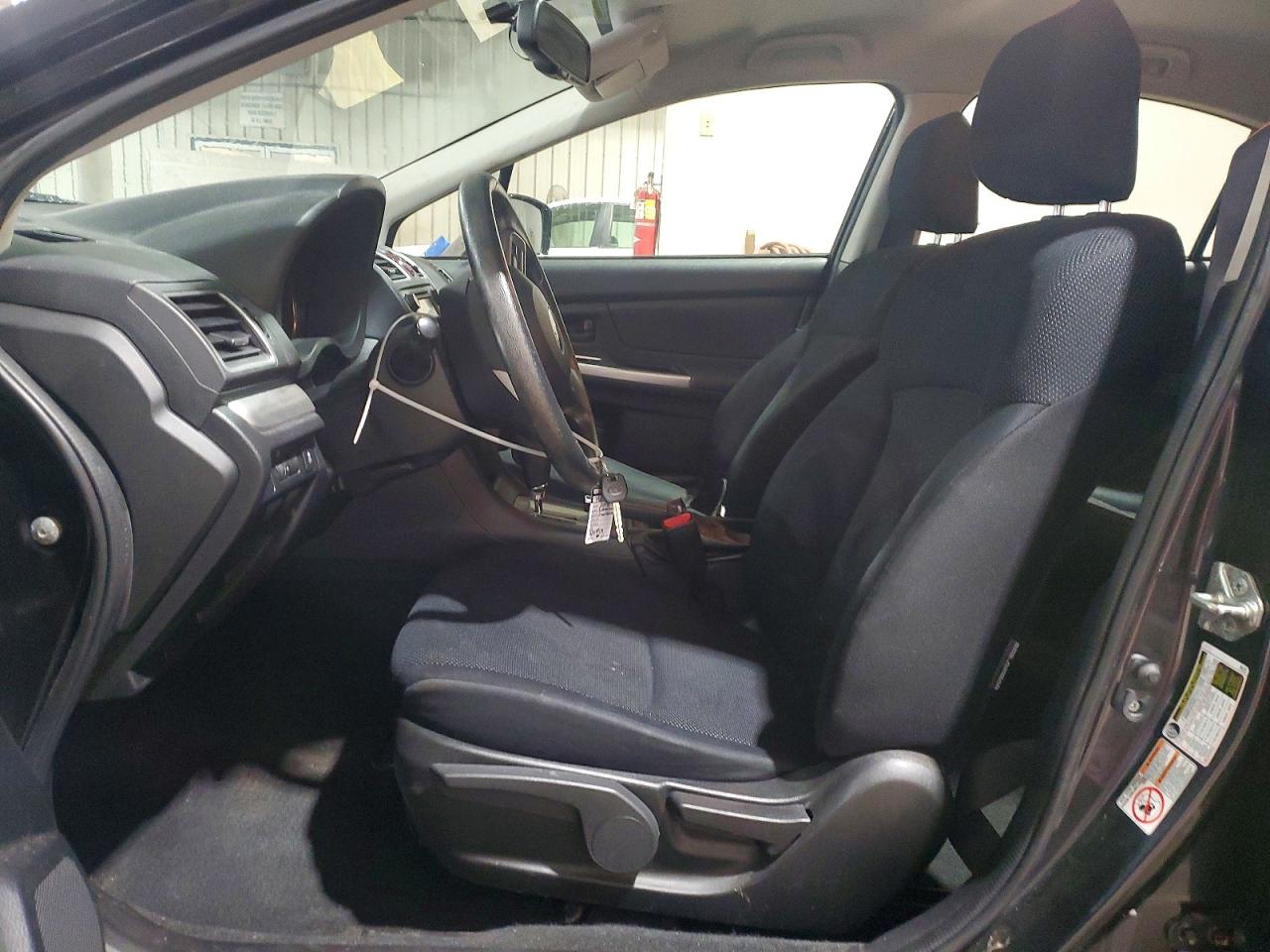 2015 SUBARU IMPREZA photo 7
