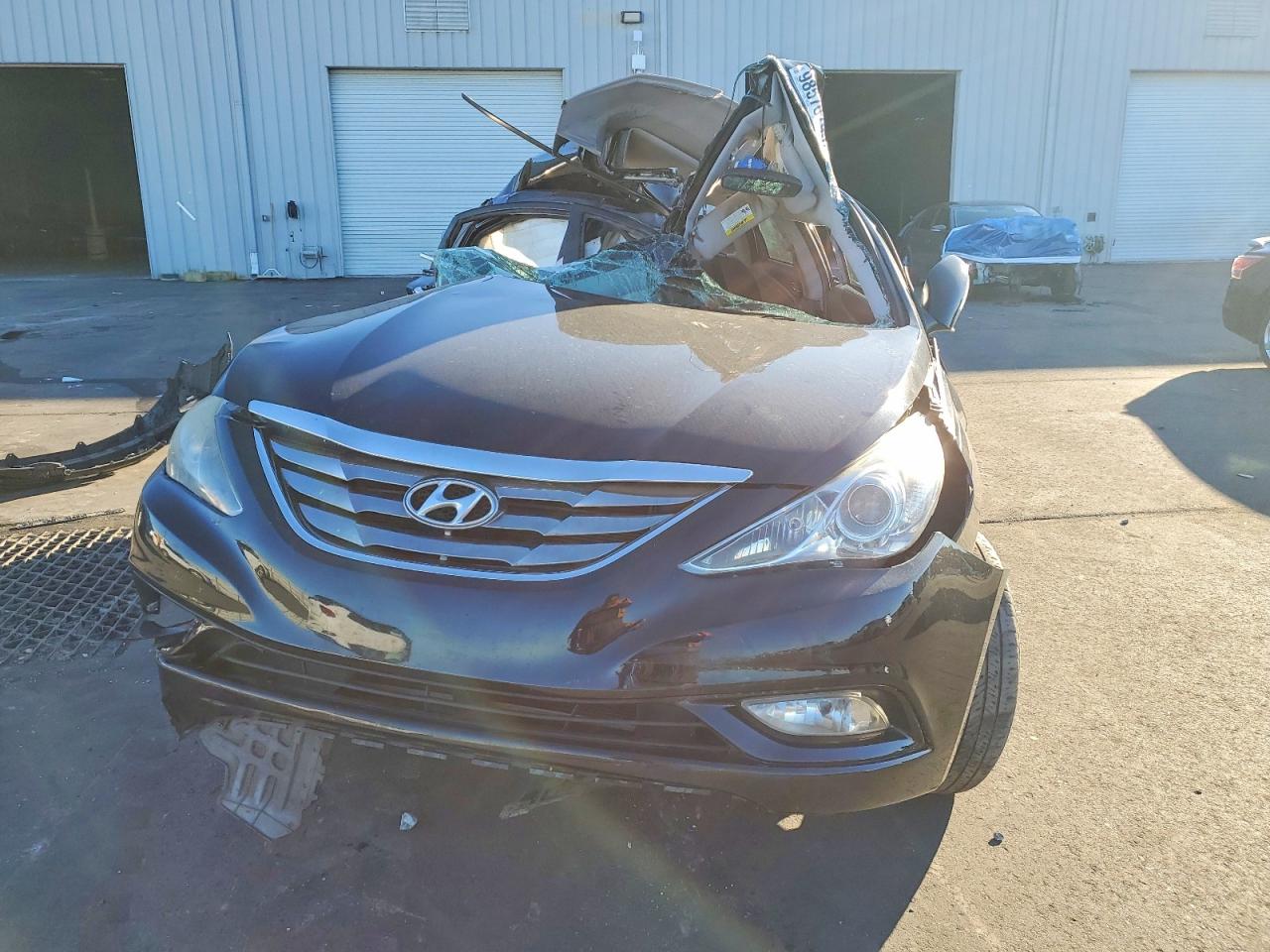 2011 HYUNDAI SONATA SE photo 5