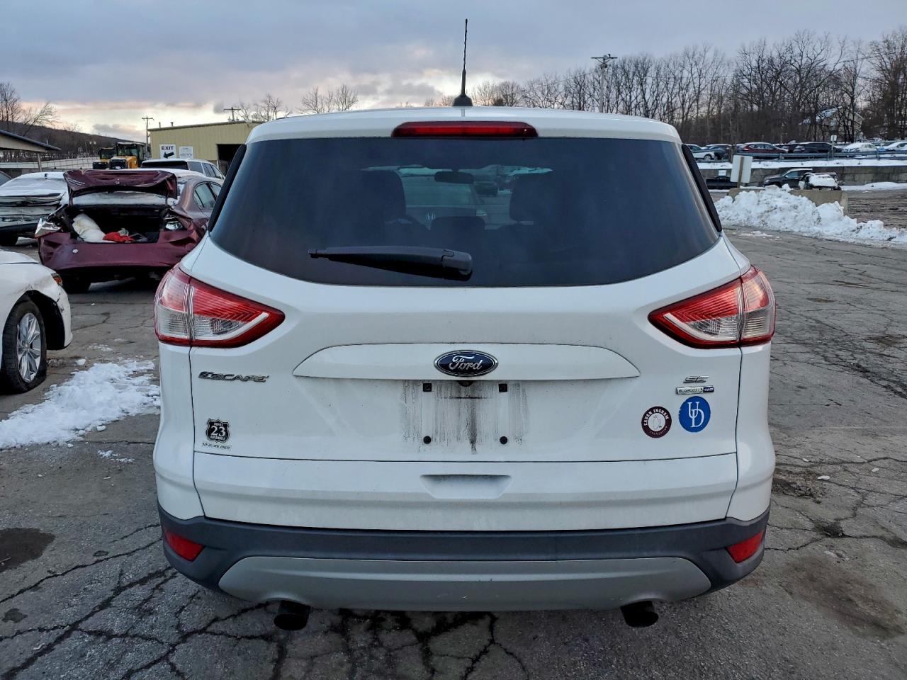 2015 FORD ESCAPE SE photo 6
