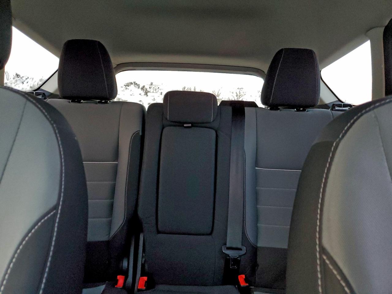 2015 FORD ESCAPE SE photo 10
