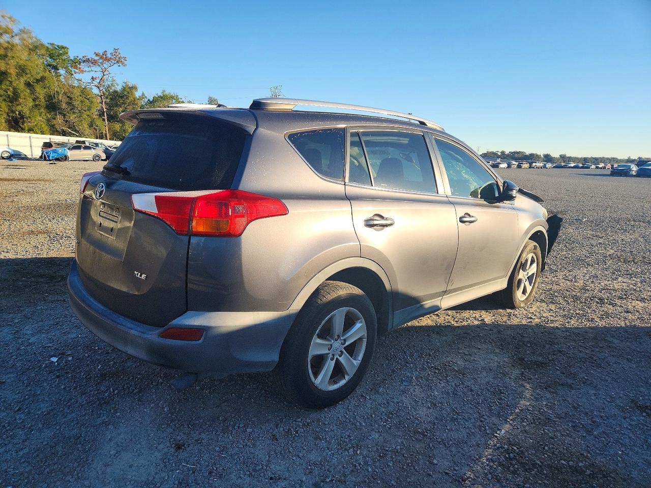 2013 TOYOTA RAV4 XLE photo 3