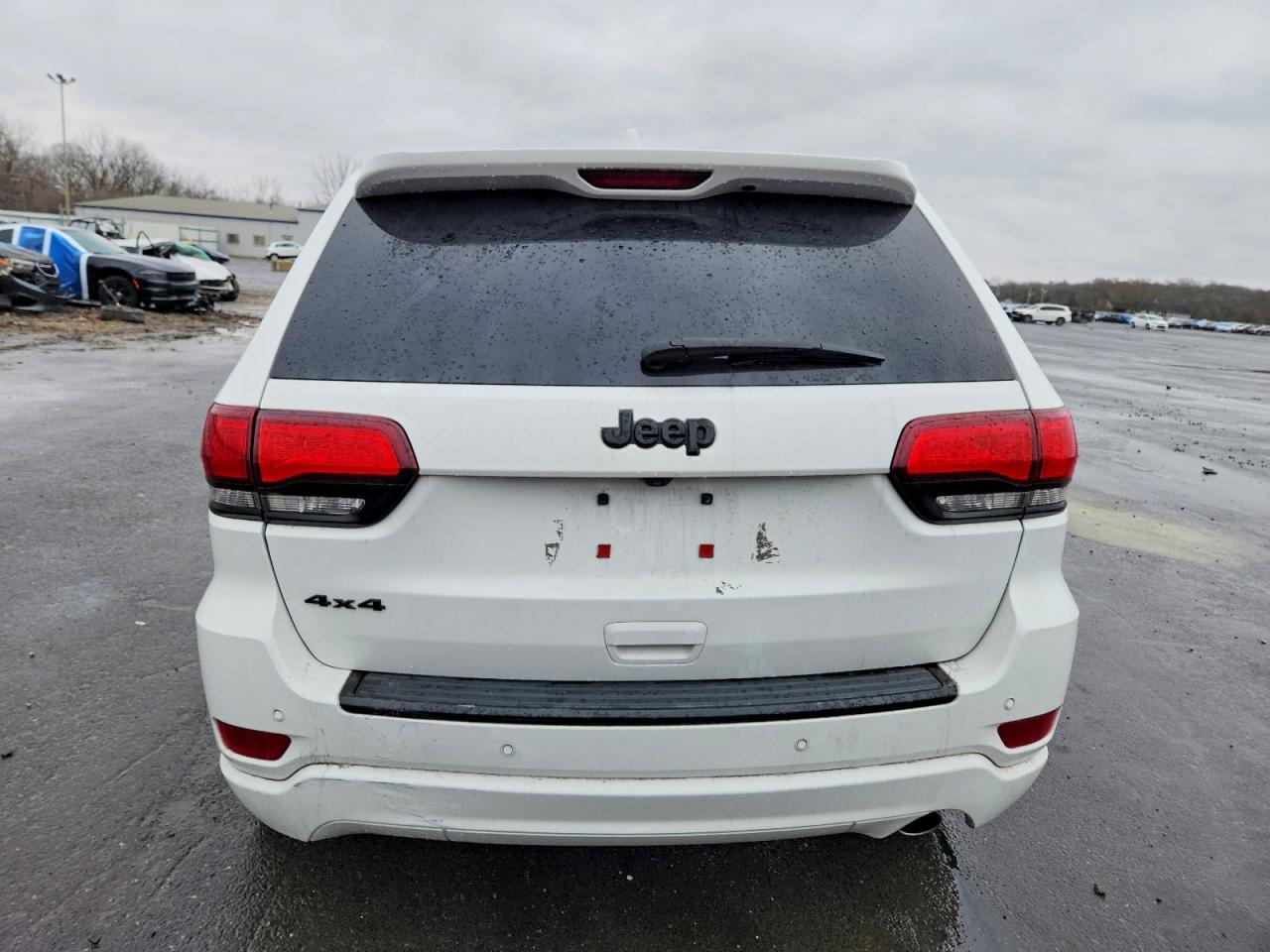 2018 JEEP GRAND CHEROKEE LAREDO photo 11