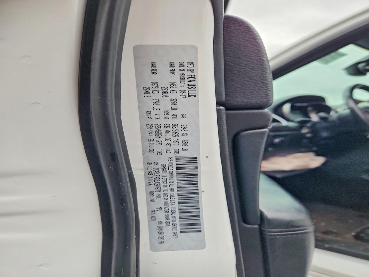 2018 JEEP GRAND CHEROKEE LAREDO photo 25