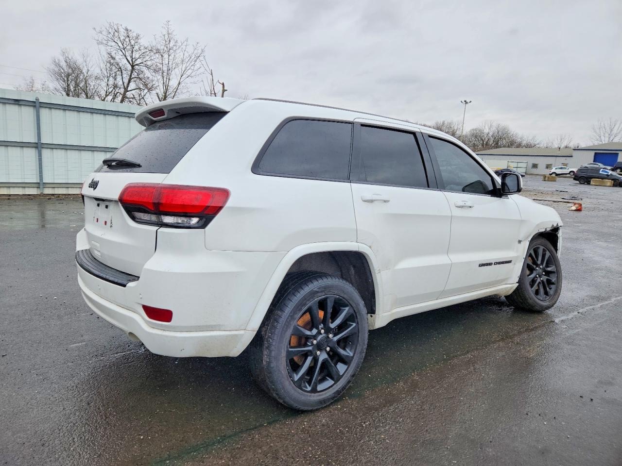 2018 JEEP GRAND CHEROKEE LAREDO photo 5