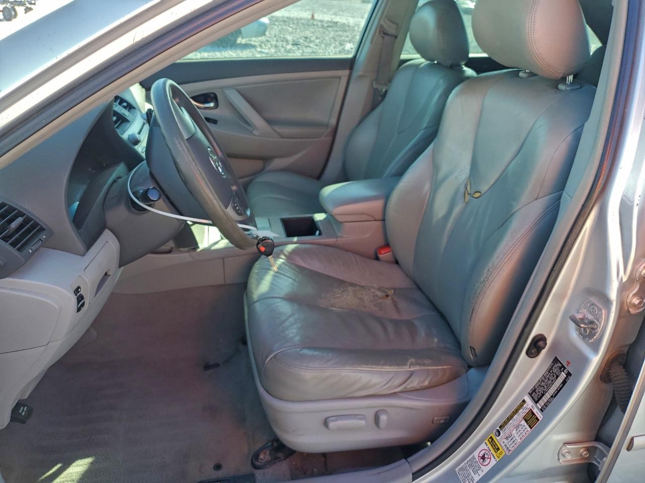 2009 TOYOTA CAMRY SE photo 7