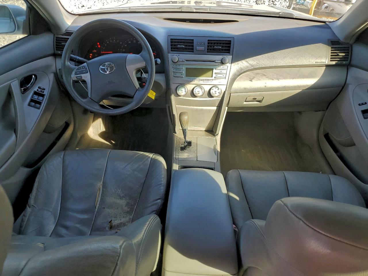 2009 TOYOTA CAMRY SE photo 8