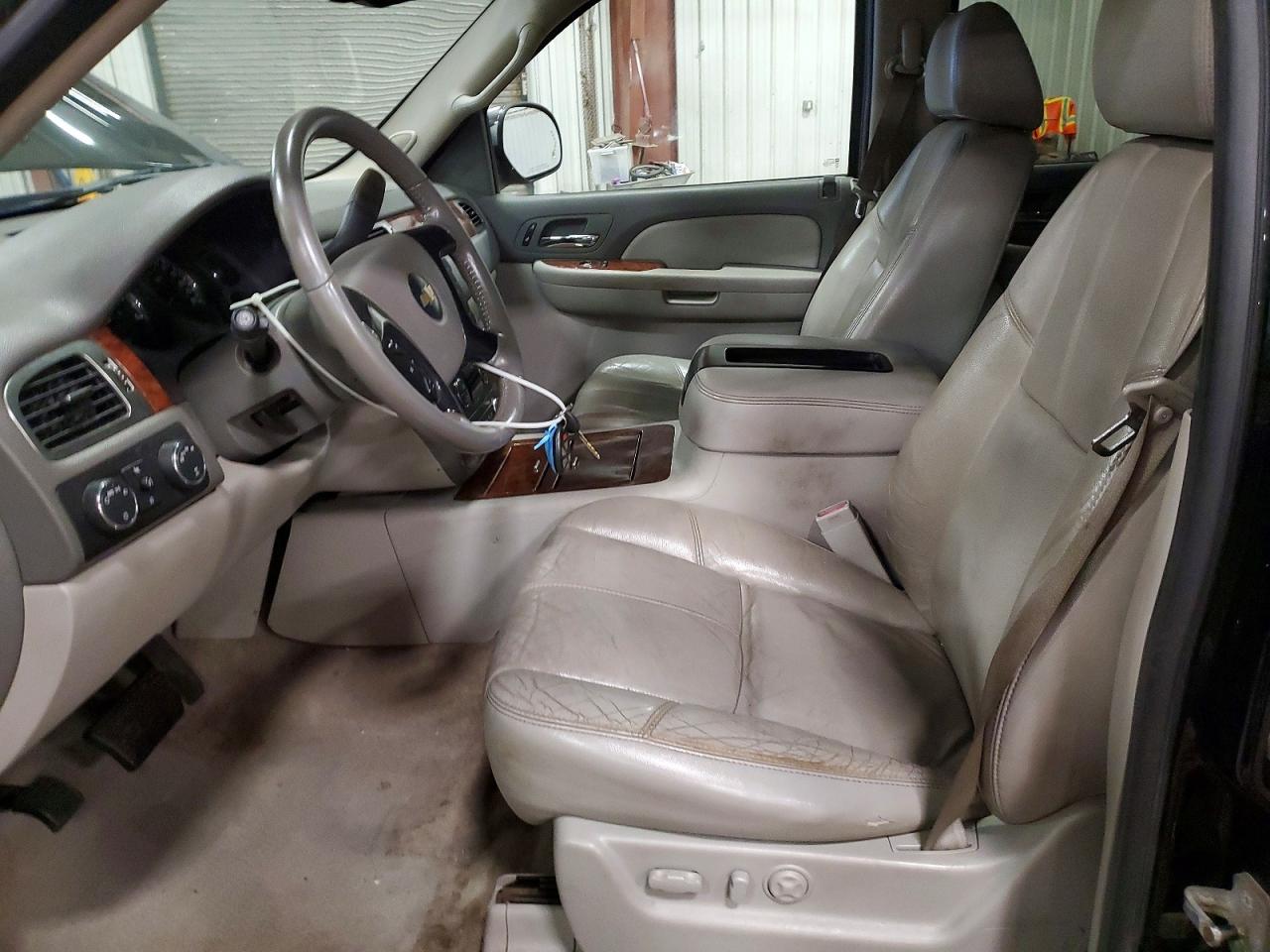 2007 CHEVROLET SUBURBAN K1500 photo 7