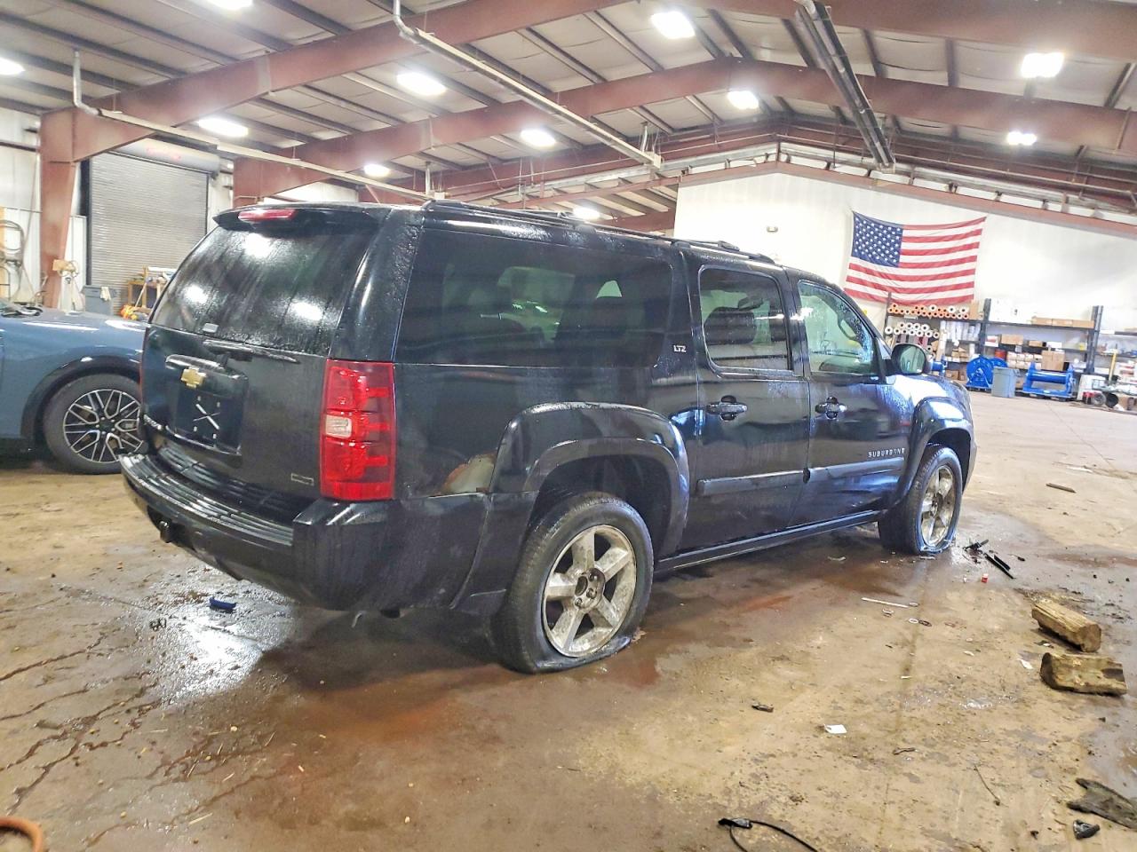 2007 CHEVROLET SUBURBAN K1500 photo 3