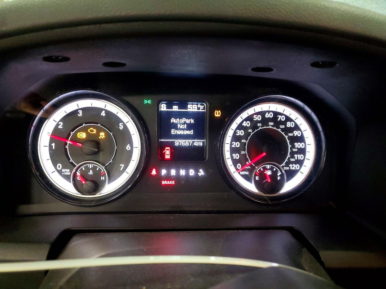 2017 RAM 1500 ST photo 9