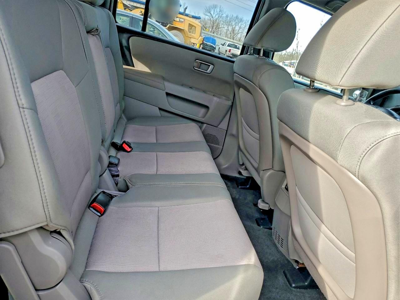 2012 HONDA PILOT EX photo 11