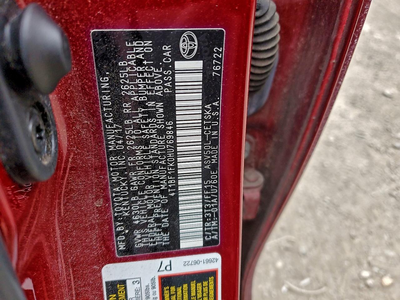 2017 TOYOTA CAMRY LE photo 13