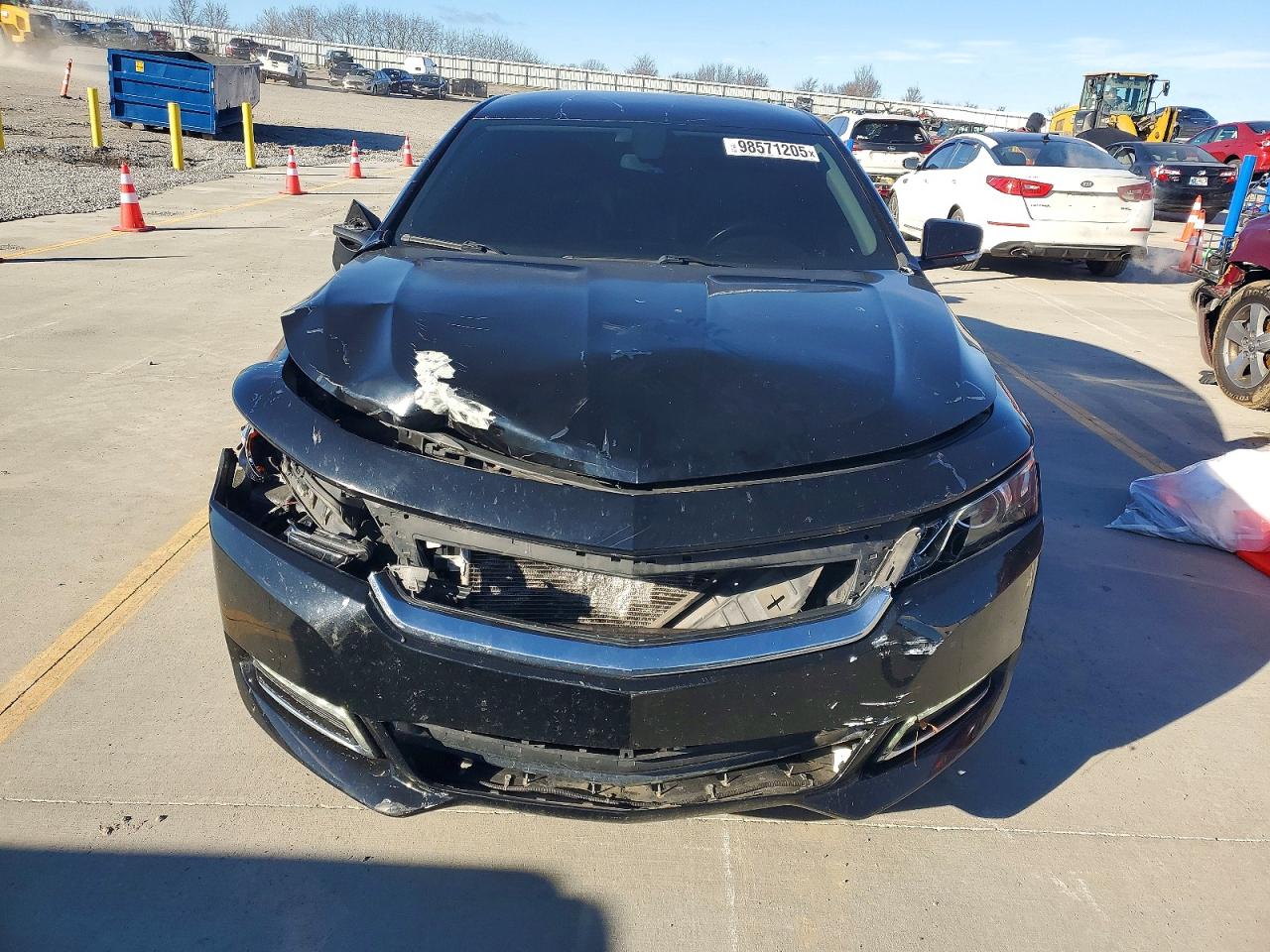 2018 CHEVROLET IMPALA LT photo 5